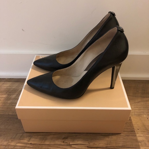 Michael Kors Toni pump size 9 - Picture 3 of 4